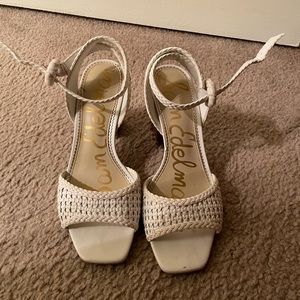 Sam Edelman White wicker pattern shoes